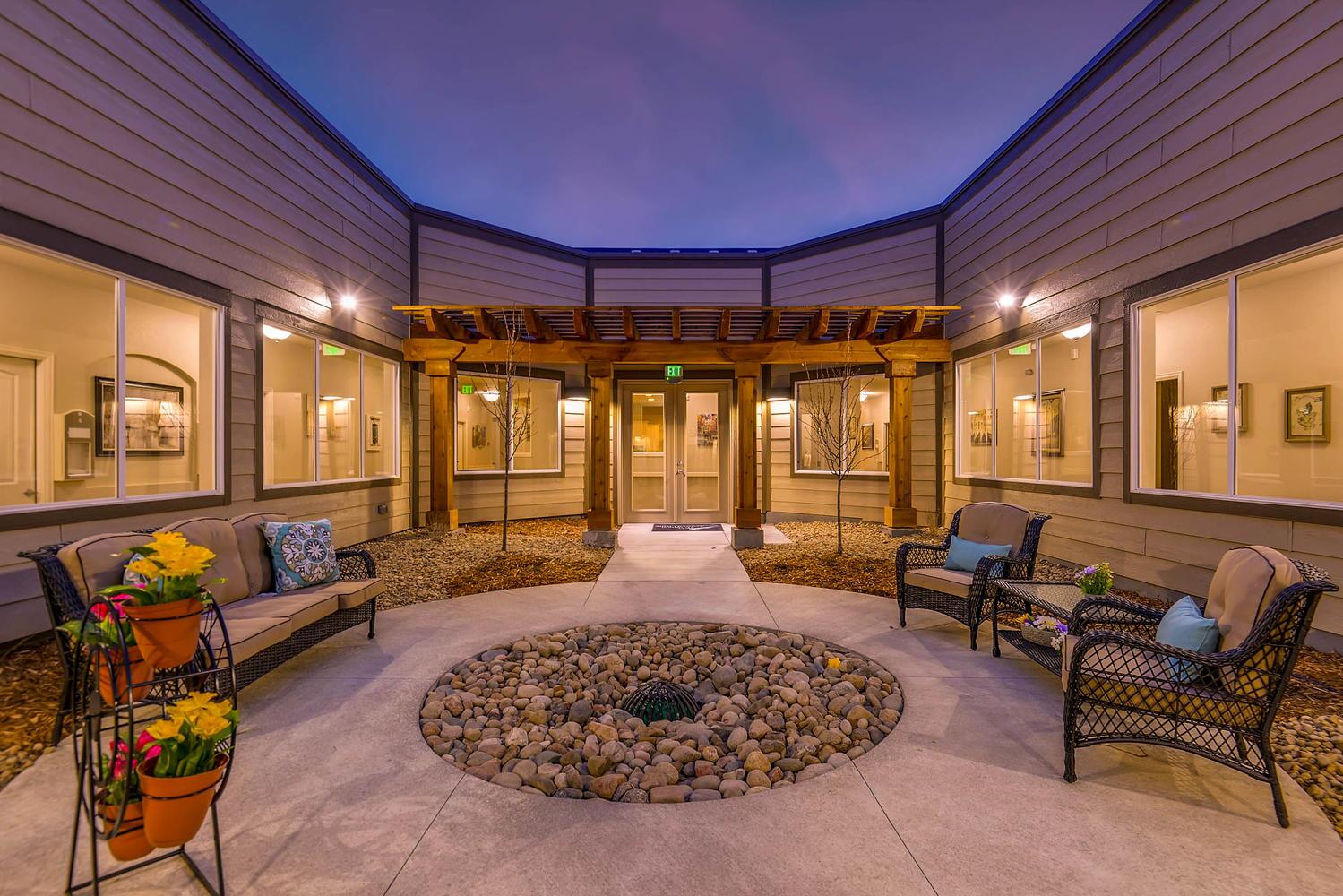 Rocky Mountain Assisted Living | Memory Care in Colorado | Lakewood Assisted Living | Wheat Ridge, Highlands Ranch, Centennial, Littleton/Lakewood, Thornton, Chestnut Hill assisted Living & Memory Care