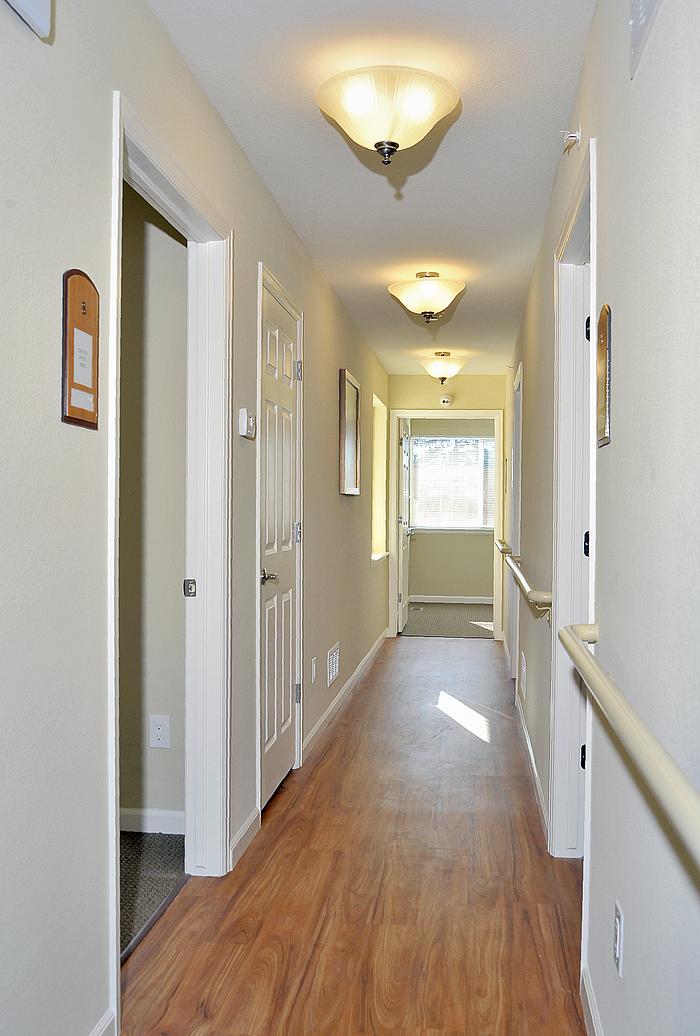 Rocky Mountain Assisted Living | Memory Care in Colorado | Lakewood Assisted Living | Wheat Ridge, Highlands Ranch, Centennial, Littleton/Lakewood, Thornton, Chestnut Hill assisted Living & Memory Care