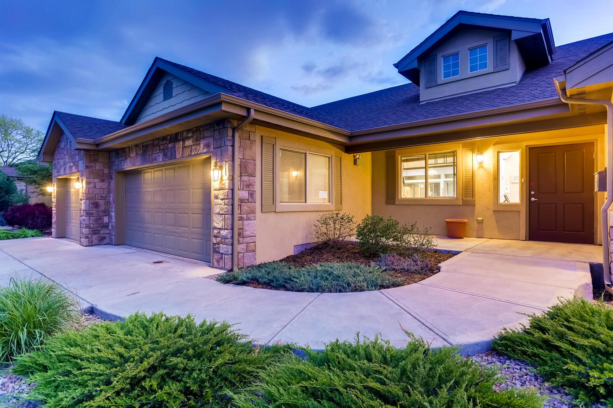 Rocky Mountain Assisted Living | Memory Care in Colorado | Lakewood Assisted Living | Wheat Ridge, Highlands Ranch, Centennial, Littleton/Lakewood, Thornton, Chestnut Hill assisted Living & Memory Care