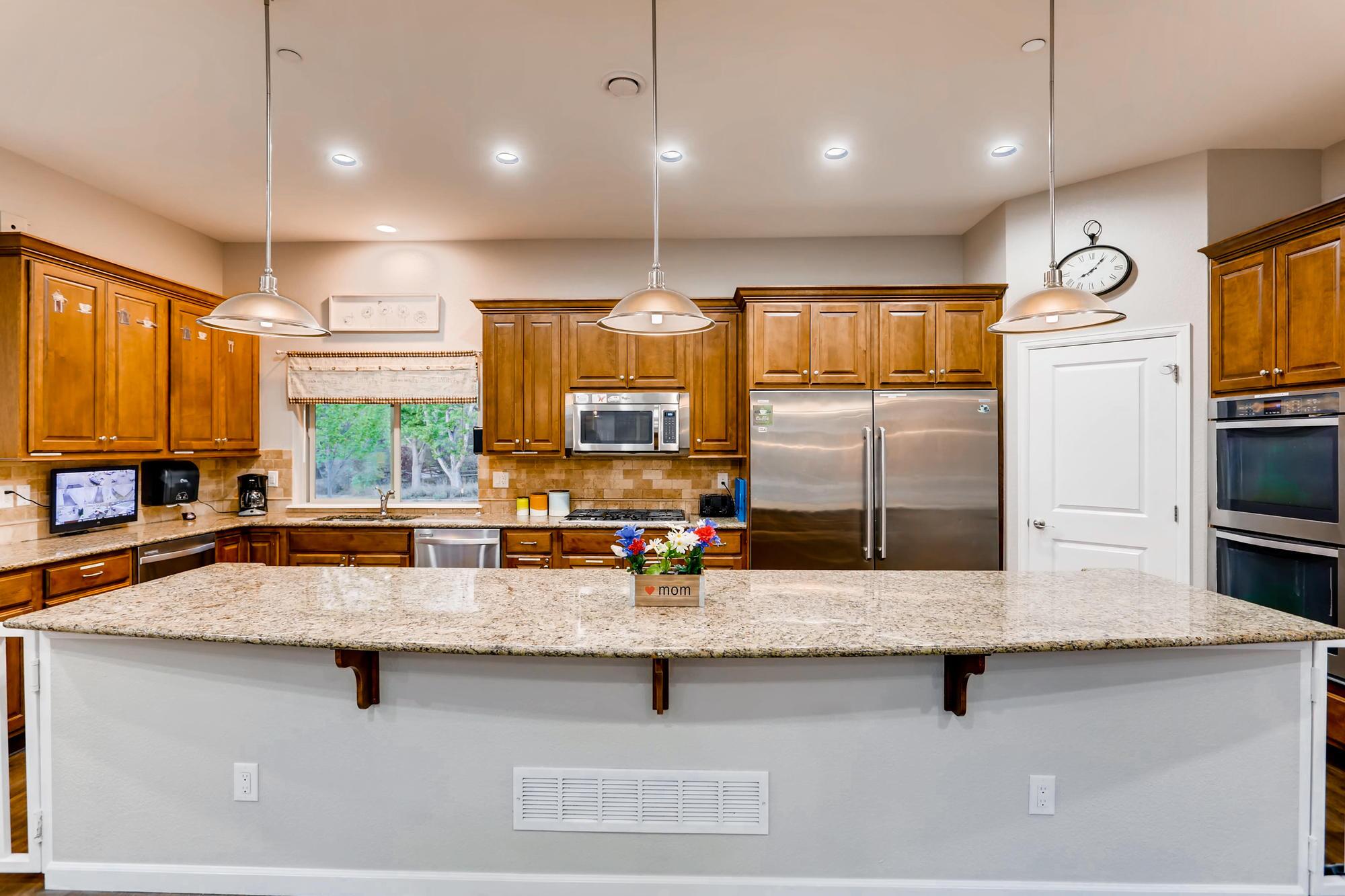 Rocky Mountain Assisted Living | Memory Care in Colorado | Lakewood Assisted Living | Wheat Ridge, Highlands Ranch, Centennial, Littleton/Lakewood, Thornton, Chestnut Hill assisted Living & Memory Care