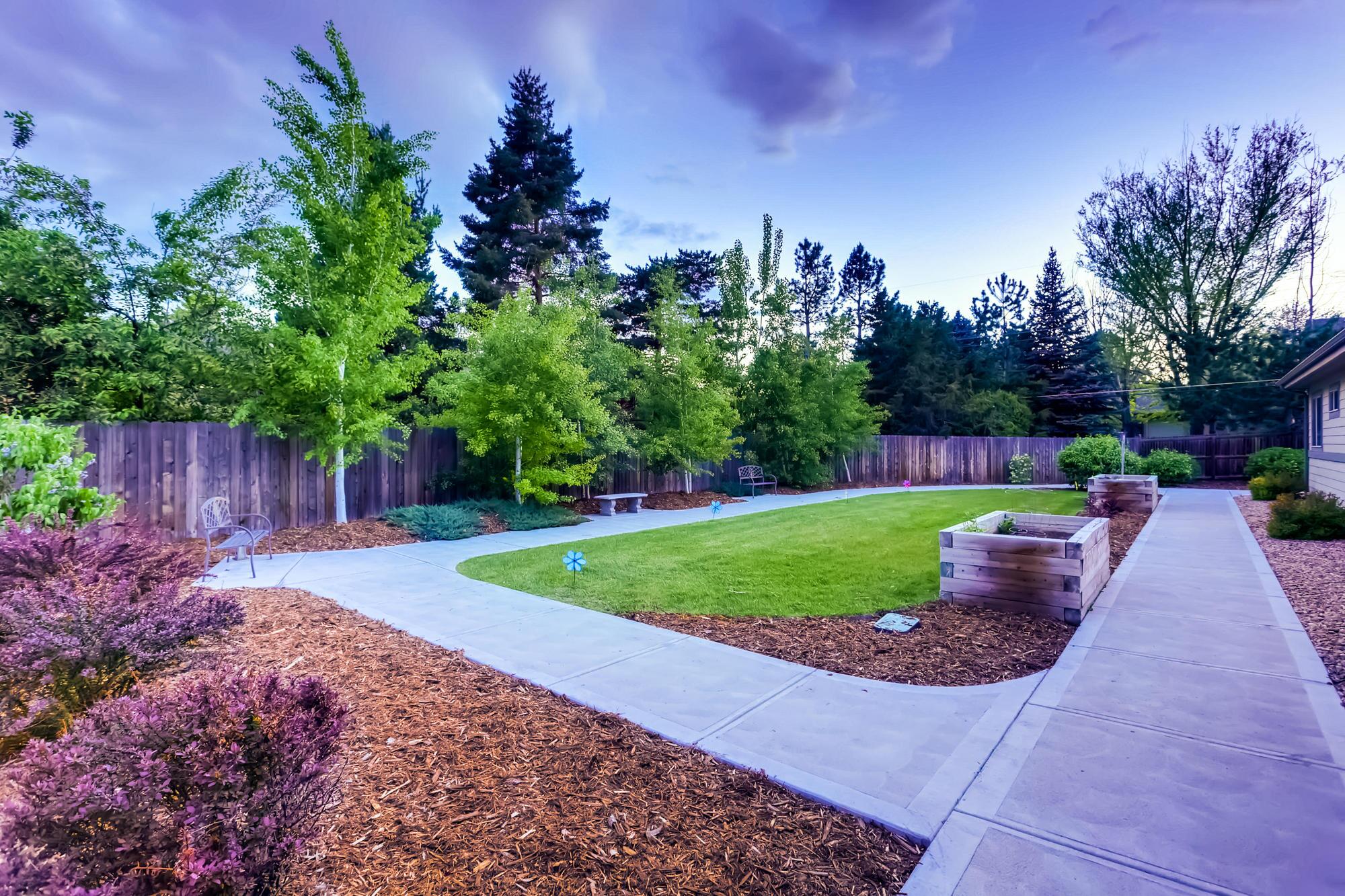 Rocky Mountain Assisted Living | Memory Care in Colorado | Lakewood Assisted Living | Wheat Ridge, Highlands Ranch, Centennial, Littleton/Lakewood, Thornton, Chestnut Hill assisted Living & Memory Care