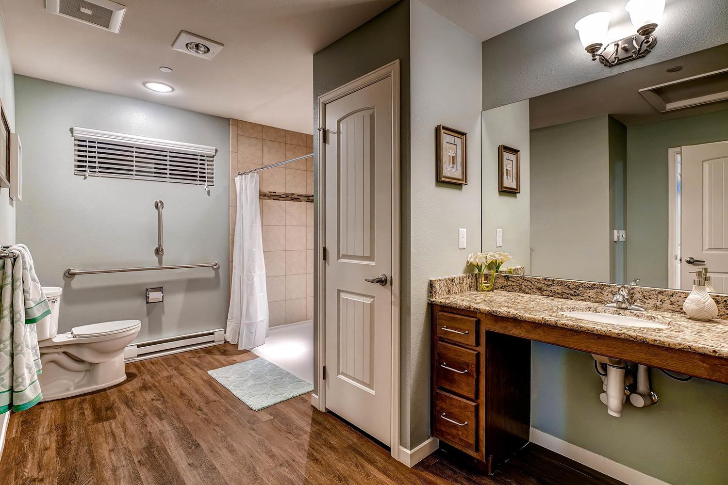 7975 West Quincy Ave Denver CO large 021 9 Bathroom 1500x1000 72dpi