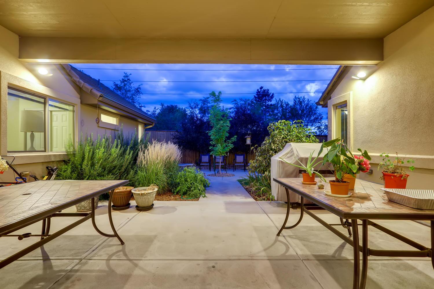 3638 E Euclid Ave Centennial large 007 004 Patio 1500x1000 72dpi