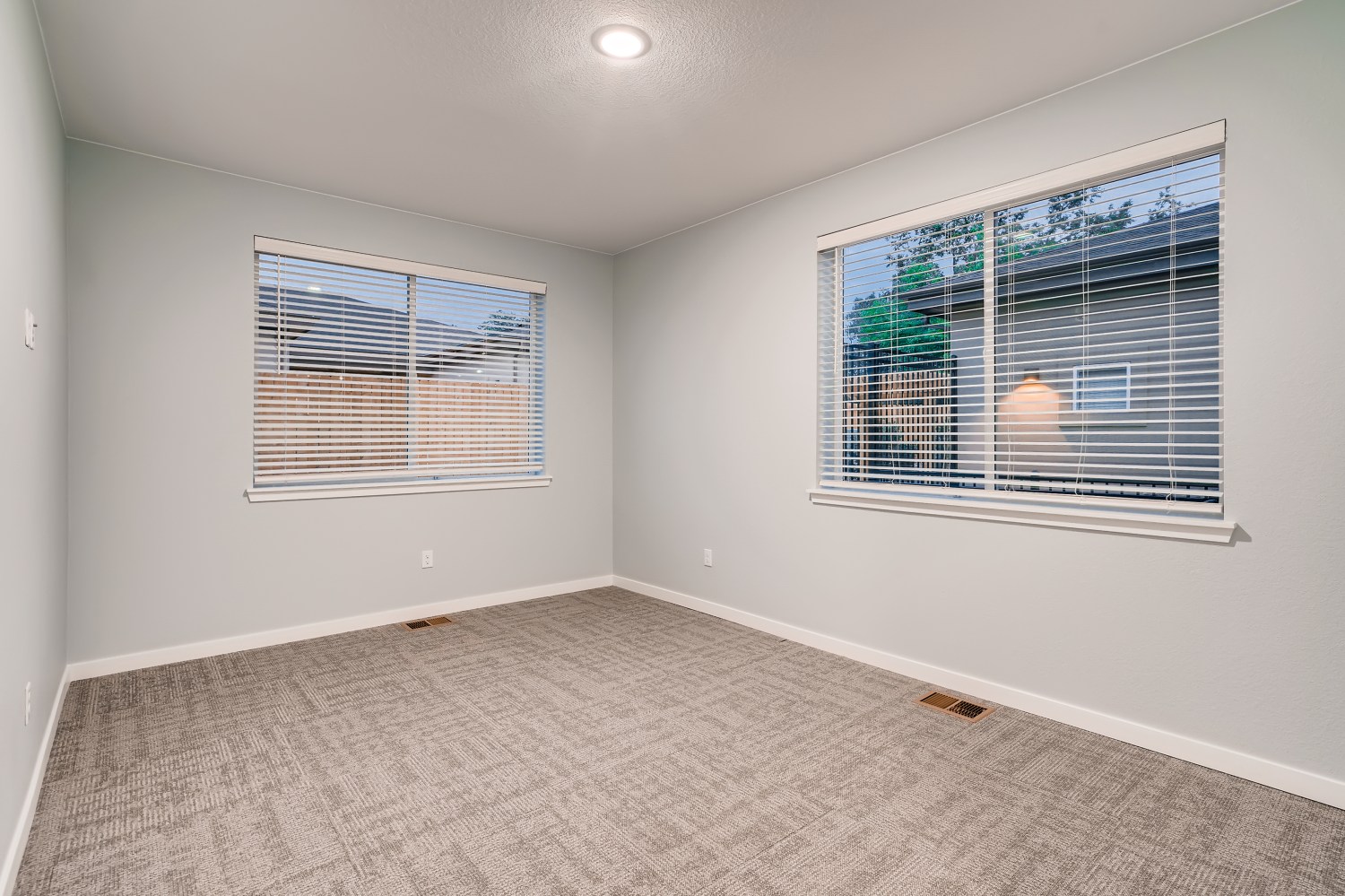 990 Saulsbury Street Lakewood CO Web Quality 015 19 Bedroom