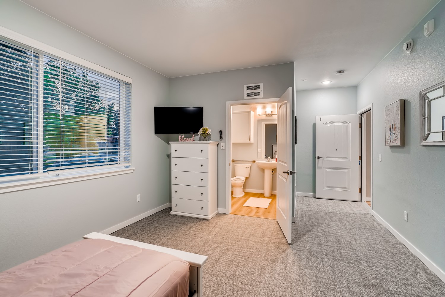 990 Saulsbury Street Lakewood CO Web Quality 019 28 Bedroom