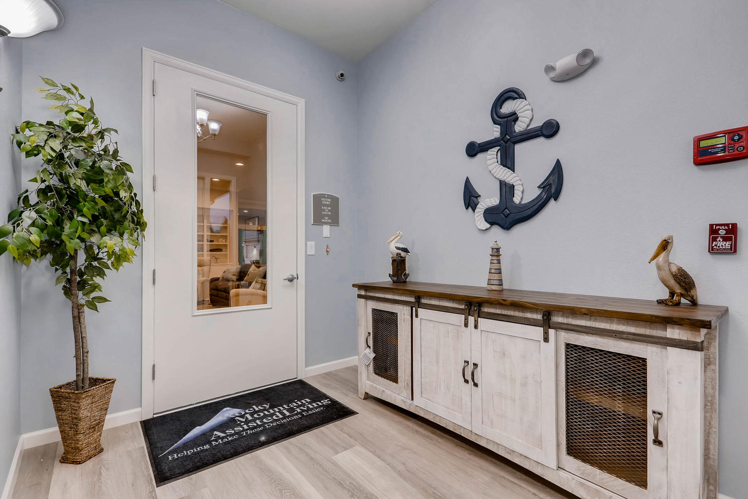 Rocky Mountain Assisted Living | Memory Care in Colorado | Lakewood Assisted Living | Wheat Ridge, Highlands Ranch, Centennial, Littleton/Lakewood, Thornton, Chestnut Hill assisted Living & Memory Care