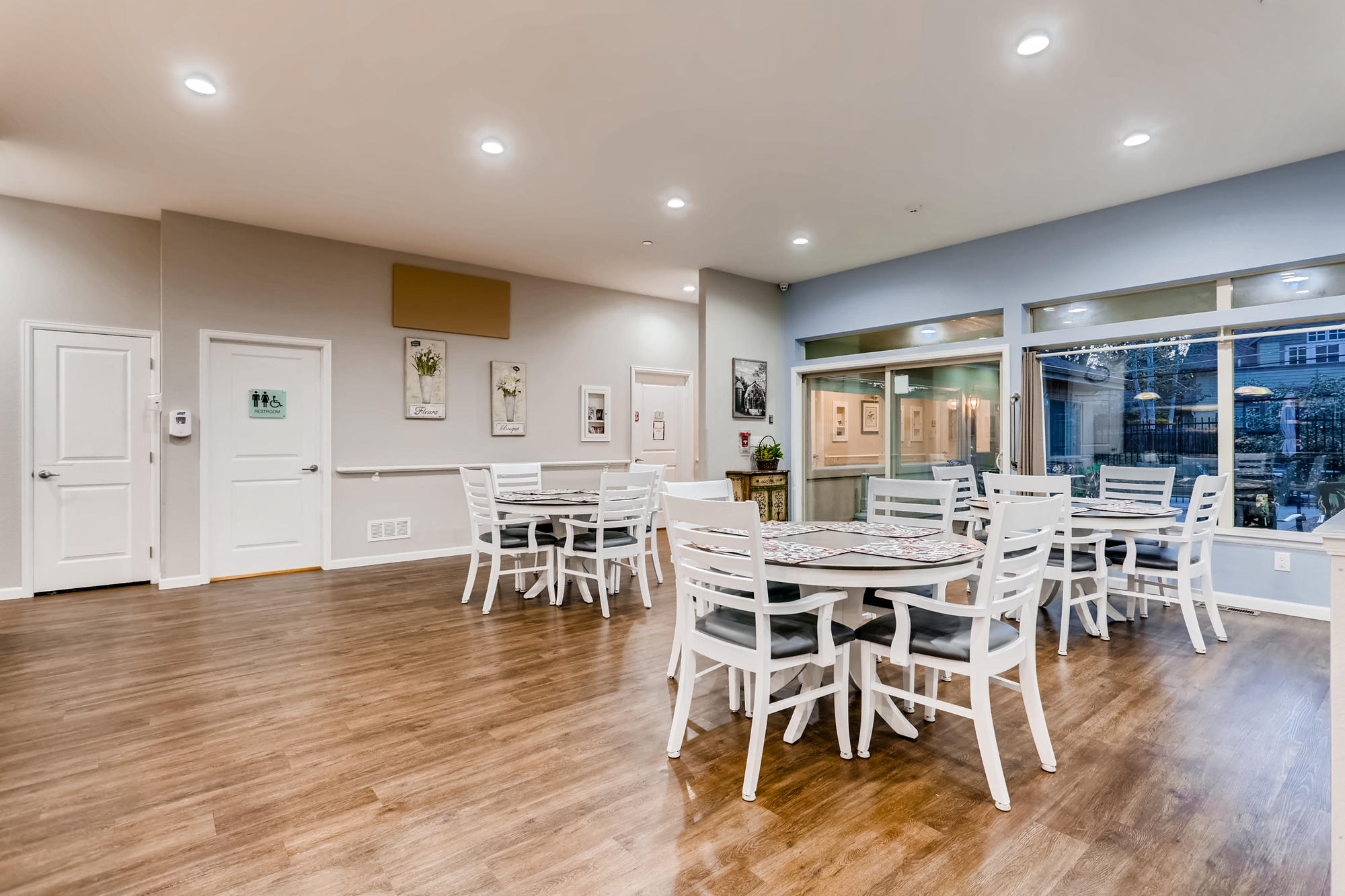 Rocky Mountain Assisted Living | Memory Care in Colorado | Lakewood Assisted Living | Wheat Ridge, Highlands Ranch, Centennial, Littleton/Lakewood, Thornton, Chestnut Hill assisted Living & Memory Care