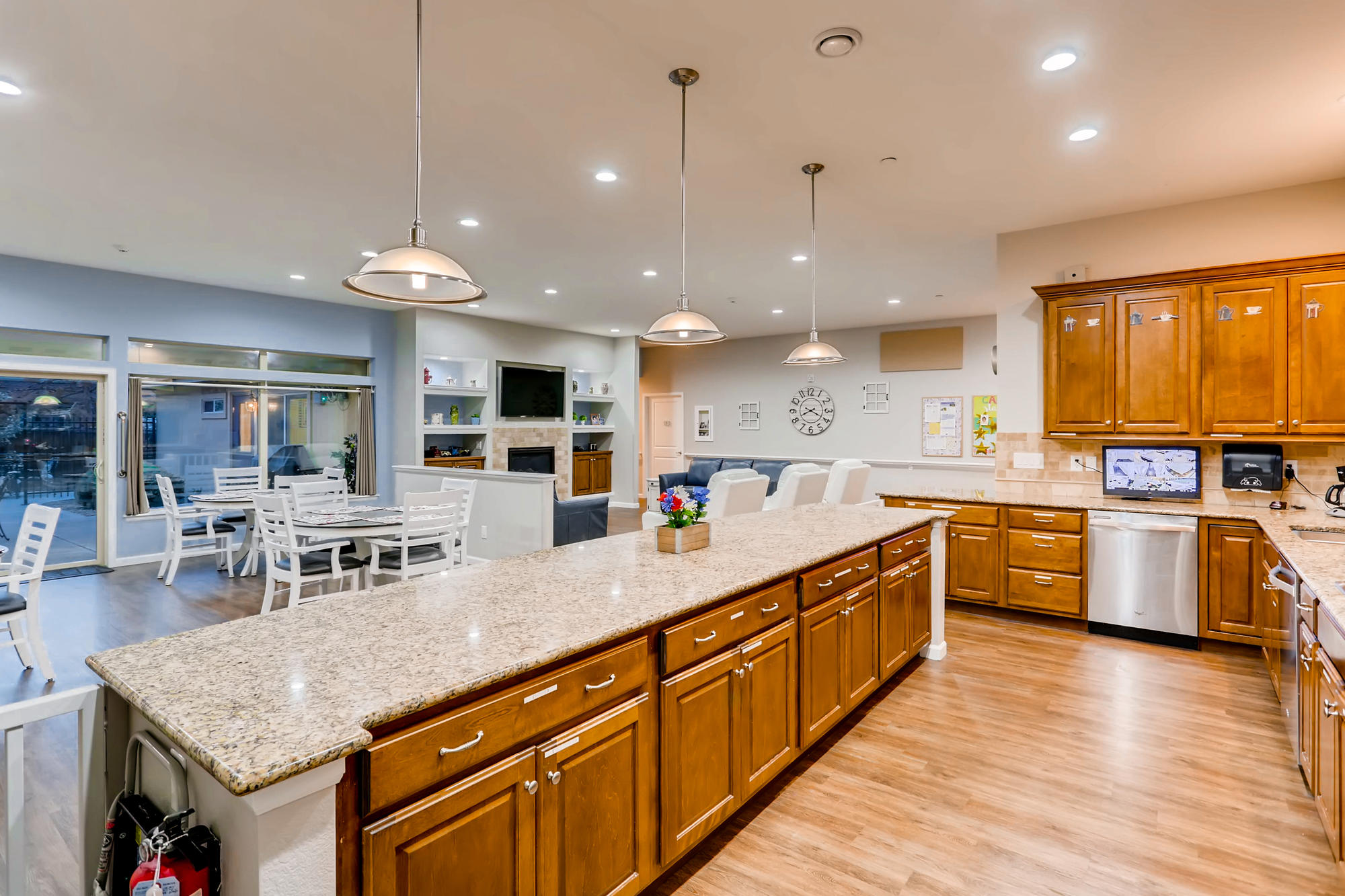 Rocky Mountain Assisted Living | Memory Care in Colorado | Lakewood Assisted Living | Wheat Ridge, Highlands Ranch, Centennial, Littleton/Lakewood, Thornton, Chestnut Hill assisted Living & Memory Care