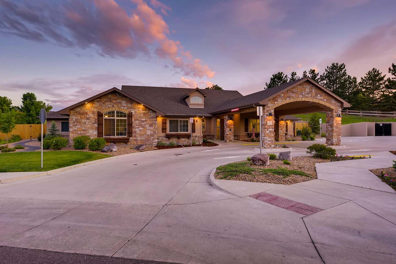 Rocky Mountain Assisted Living | Memory Care in Colorado | Lakewood Assisted Living | Wheat Ridge, Highlands Ranch, Centennial, Littleton/Lakewood, Thornton, Chestnut Hill assisted Living & Memory Care