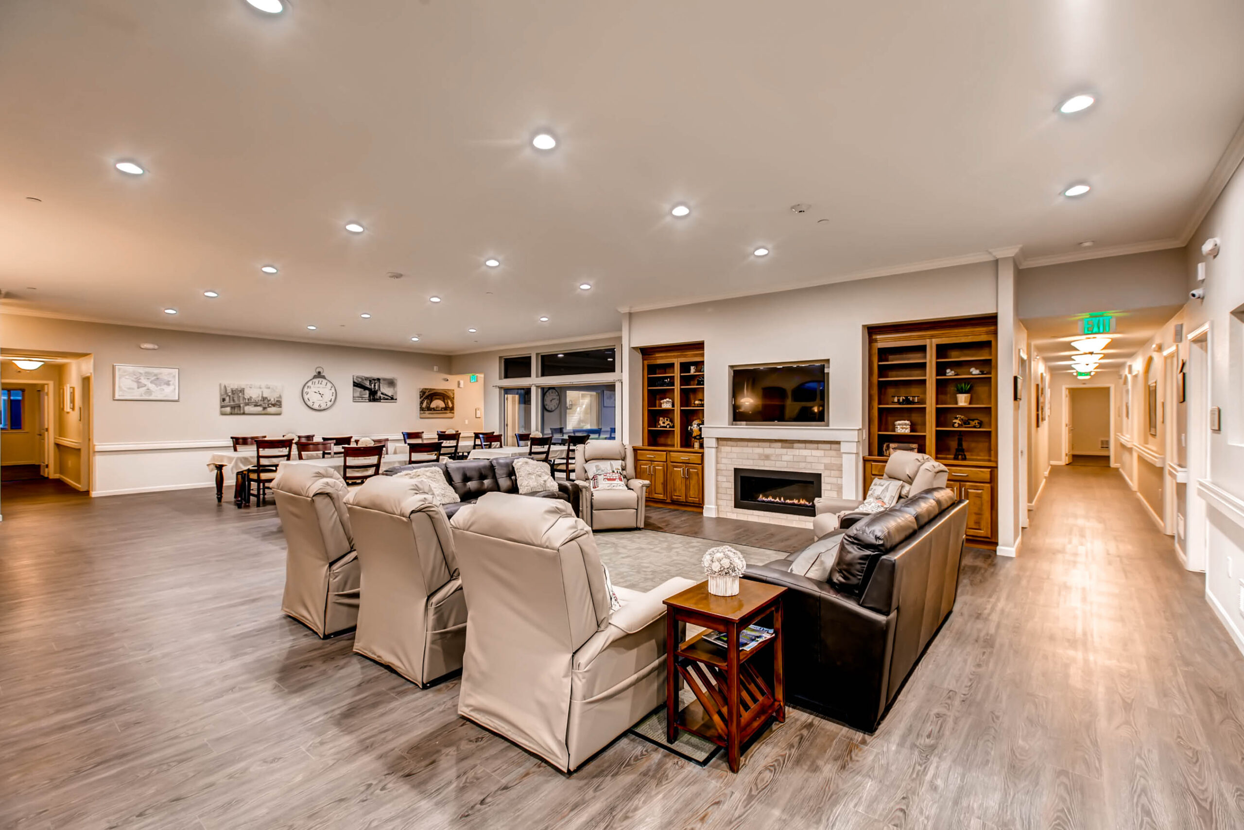 6824 Chestnut Hill St print 009 7 Living Room 2700x1801 300dpi