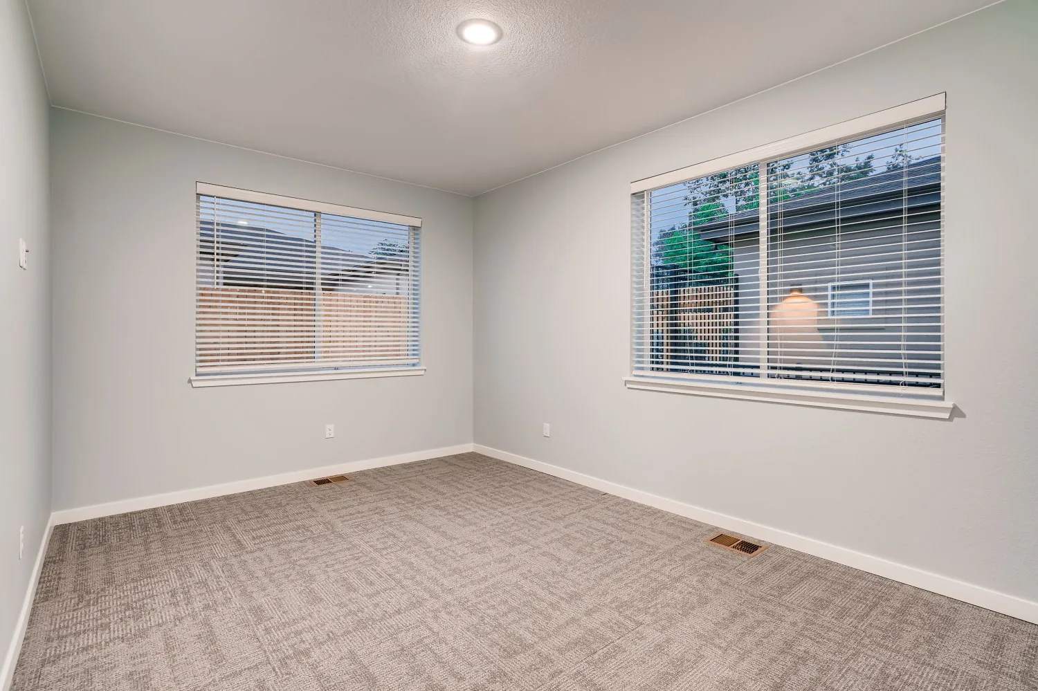 Lakewood (Saulsbury St) home