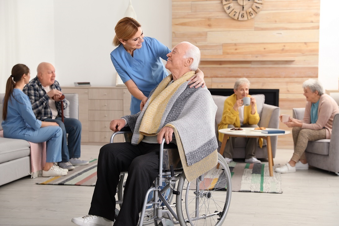Who Qualifies for Assisted Living in Lakewood, CO?