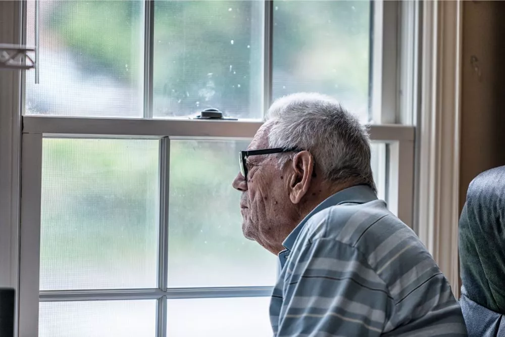 at what point should dementia patients go into care
