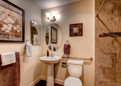 Memory care bathroom in Highlands Ranch, CO