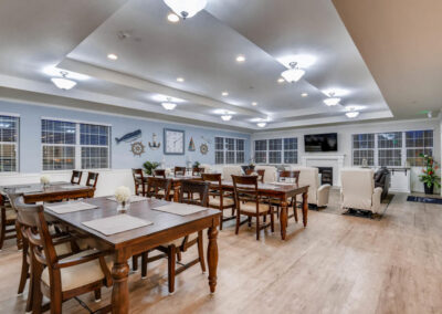 Assisted living and memory care dining room in Wheat Ridge, CO