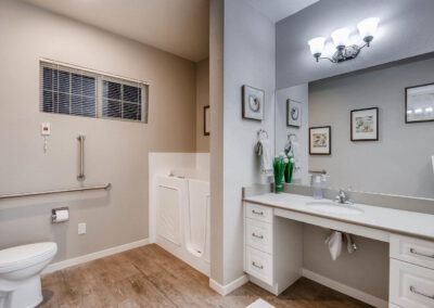 Assisted living and memory care bathroom in Wheat Ridge, CO
