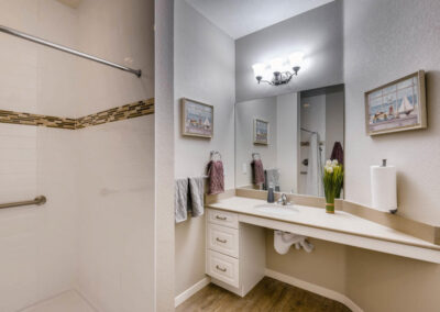 Assisted living and memory care bathroom in Wheat Ridge, CO
