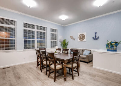 Assisted living and memory care craft room in Wheat Ridge, CO