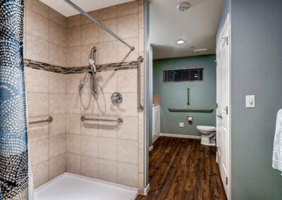 Assisted living and memory care bathroom in Lakewood, CO