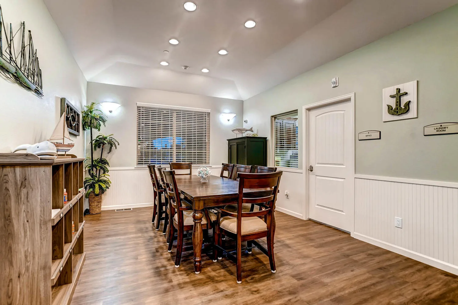 Common area at a Rocky Mountain Assisted Living and Memory Care home