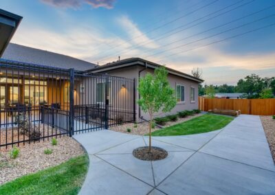 Memory care community patio in Lakewood, CO