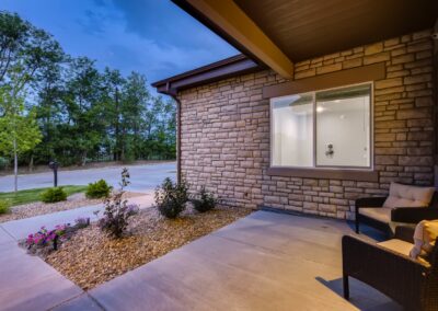 Assisted living community front patio in Lakewood, CO