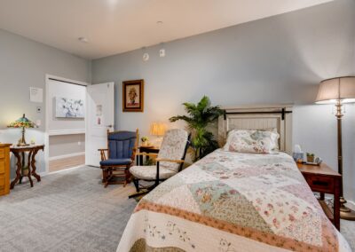 Assisted living bedroom in Lakewood, CO