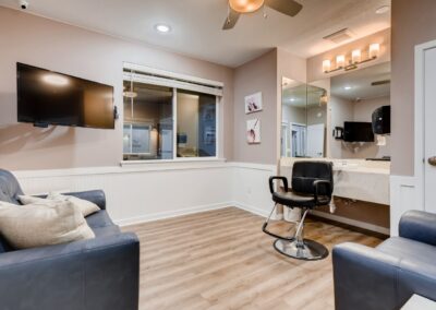 Assisted living salon in Lakewood, CO