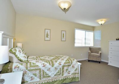 Assisted living bedroom in Centennial, CO