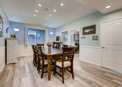 Assisted living and memory care dining room in Thornton, CO