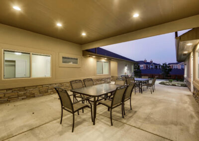 Assisted living and memory care community patio in Thornton, CO