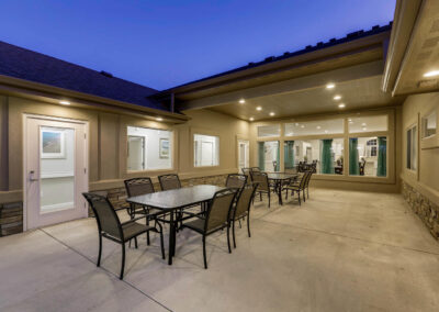 Assisted living and memory care community patio in Thornton, CO