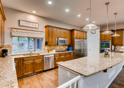 Memory care living room in Centennial, CO